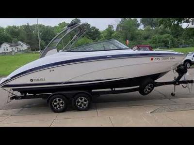 Yamaha Boats 242 S Limited