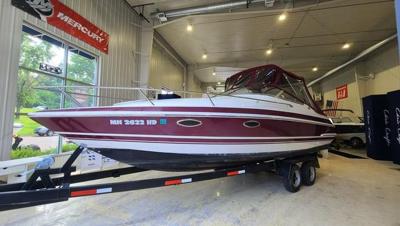 Chris-Craft Concept 25 Cuddy