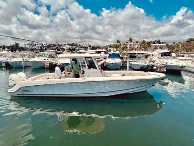 Boston Whaler Outrage 330 2019