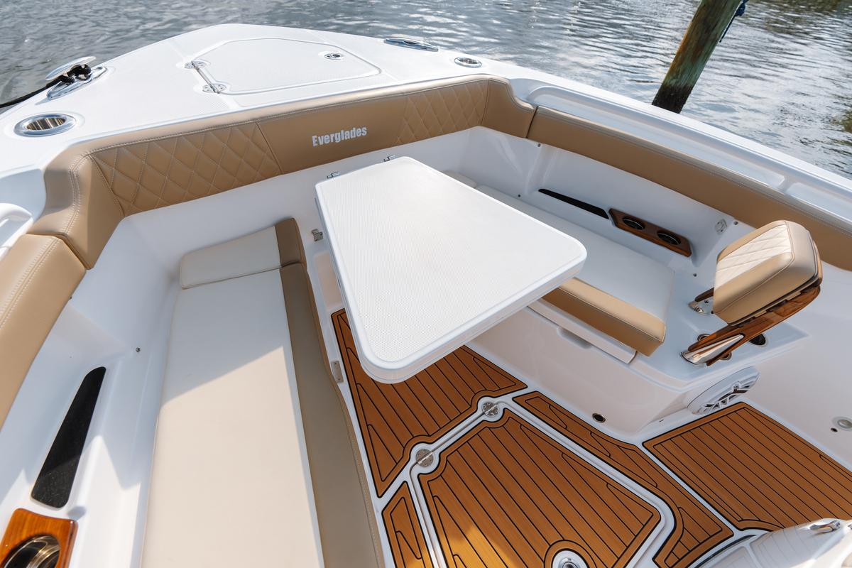 Everglades 315 CC Boats for Sale Seamagazine