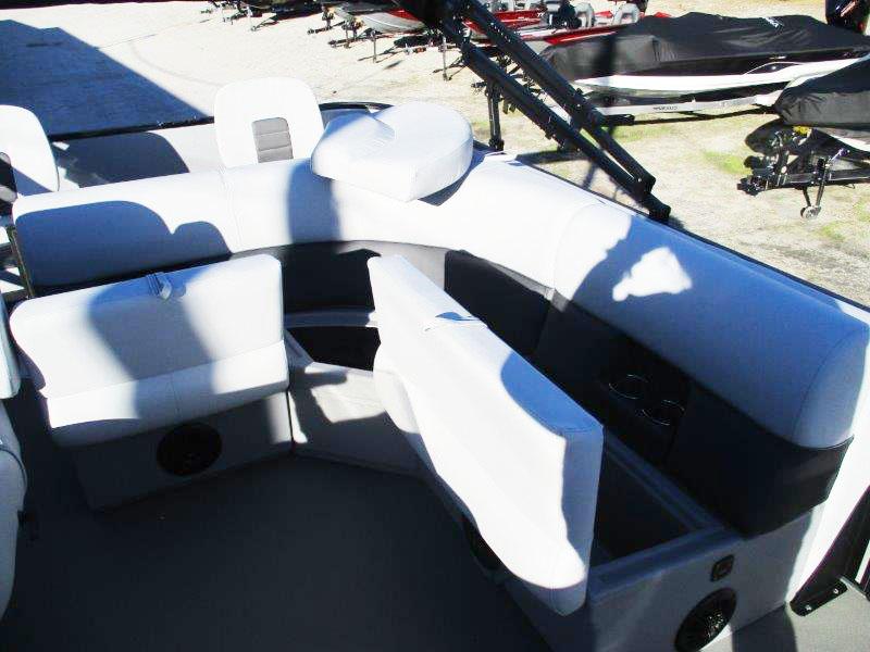 Bentley Pontoons Fish 200 4Point Boats for Sale Seamagazine