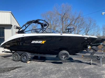 Yamaha Boat 252XE