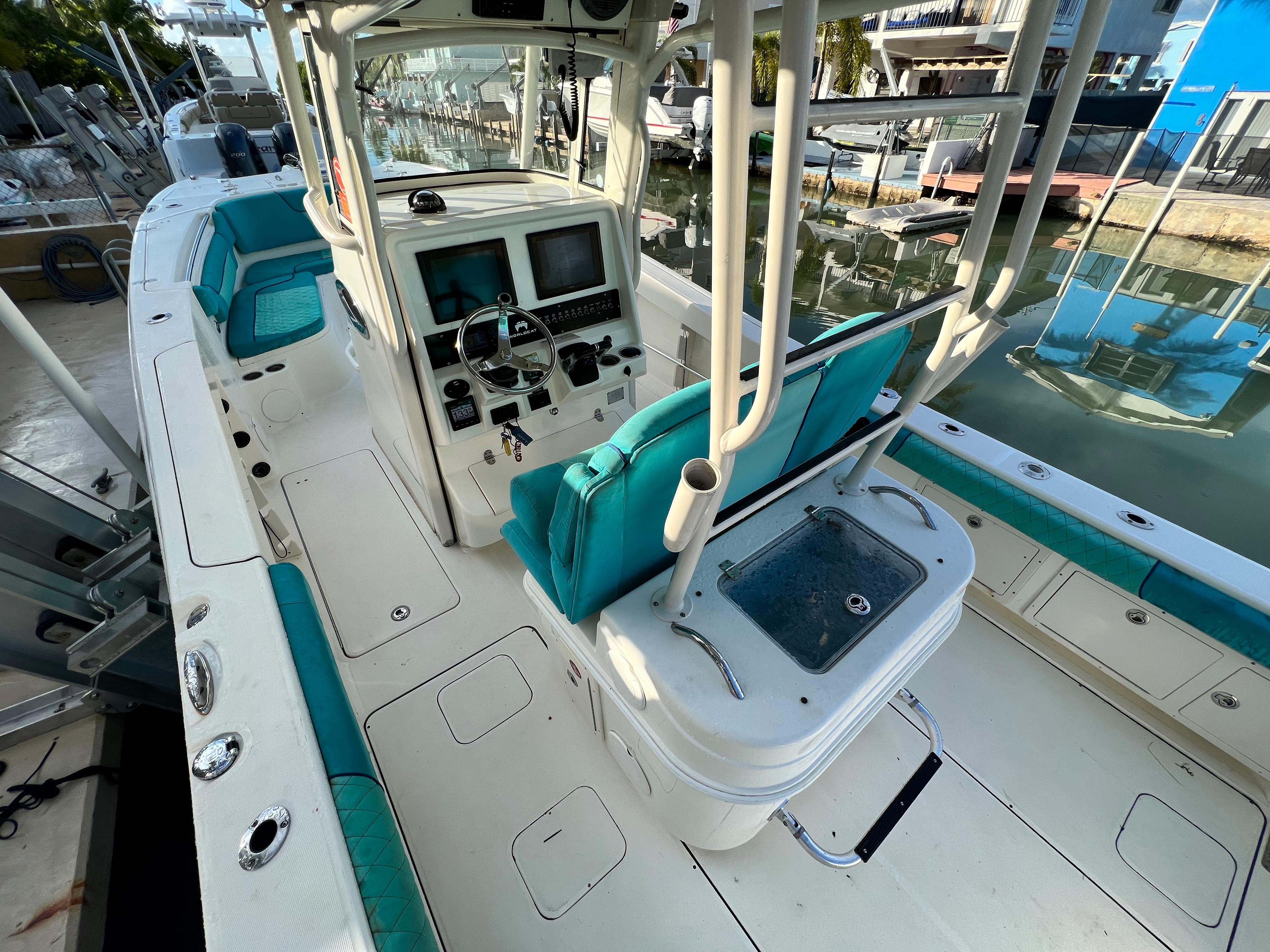 World Cat 295 CC Boats for Sale Seamagazine