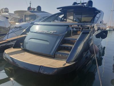 Pershing 70