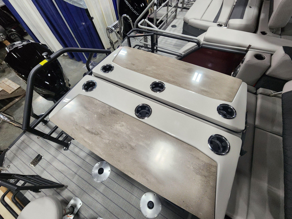 Starcraft CX 23 DL DH Bar Tri