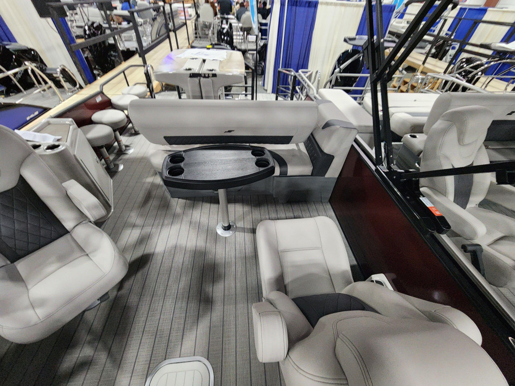 Starcraft CX 23 DL DH Bar Tri