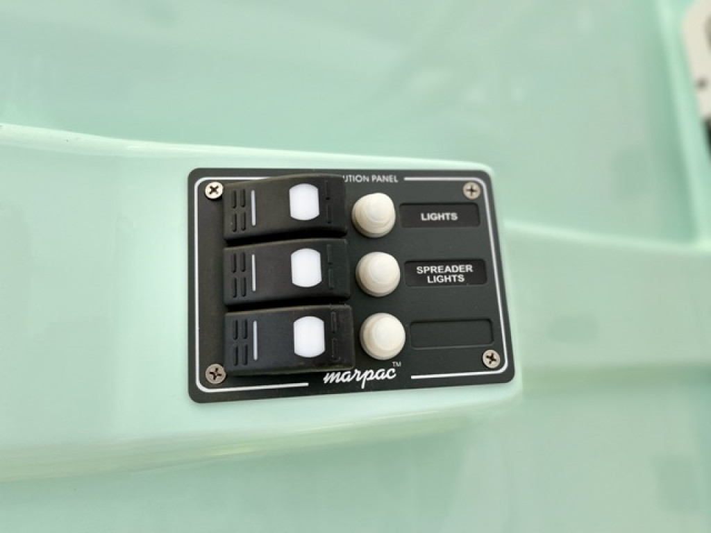 Nautic Star Legacy Series