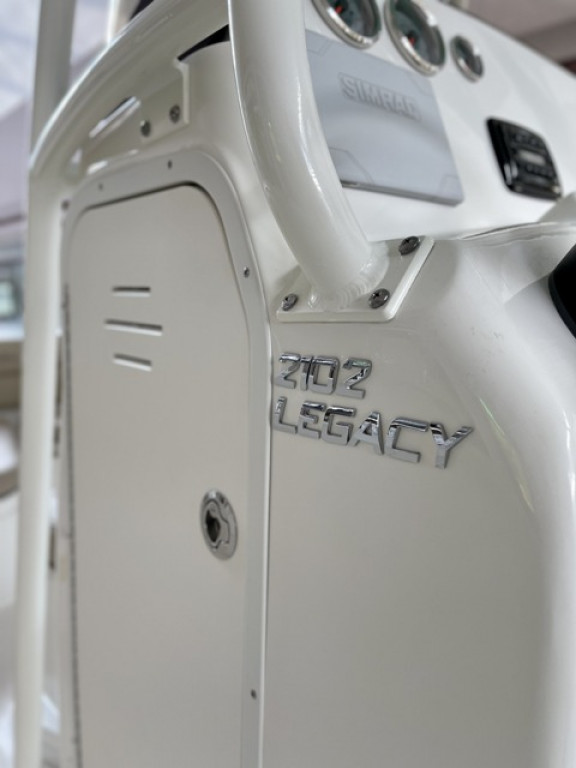 Nautic Star Legacy Series