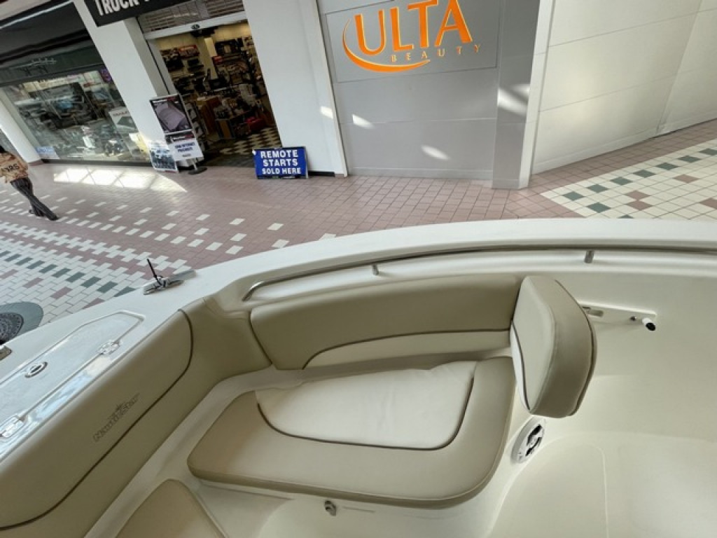 Nautic Star Legacy Series