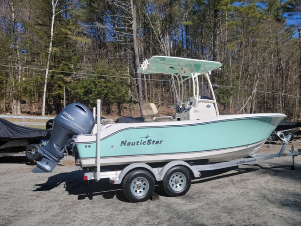 Nautic Star Legacy Series