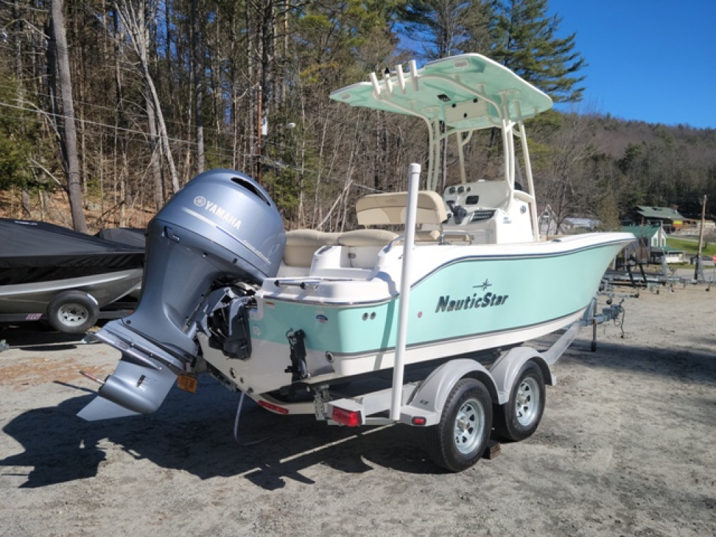 Nautic Star Legacy Series