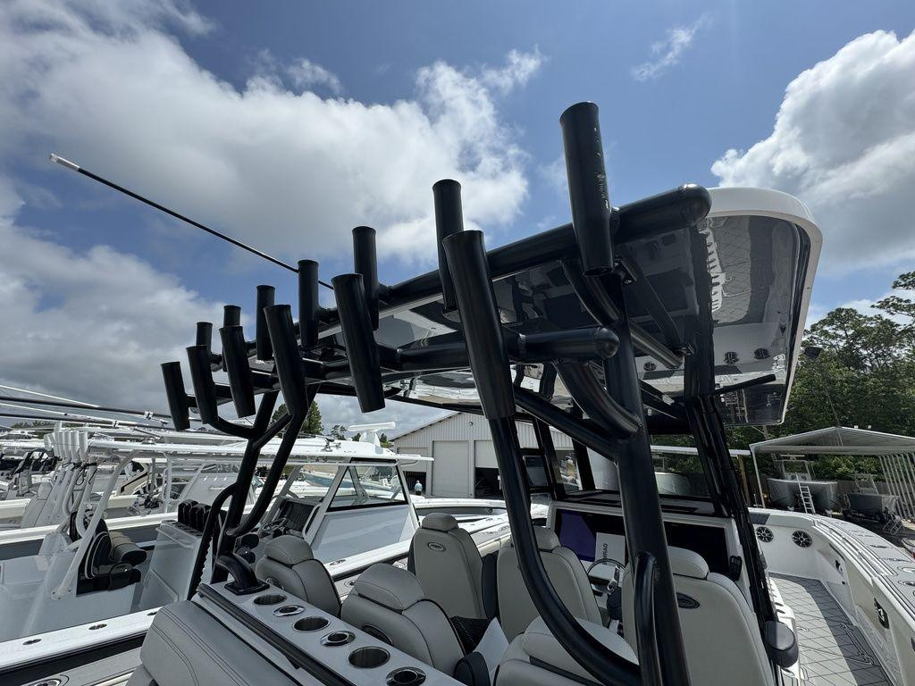 Invincible CATAMARANS