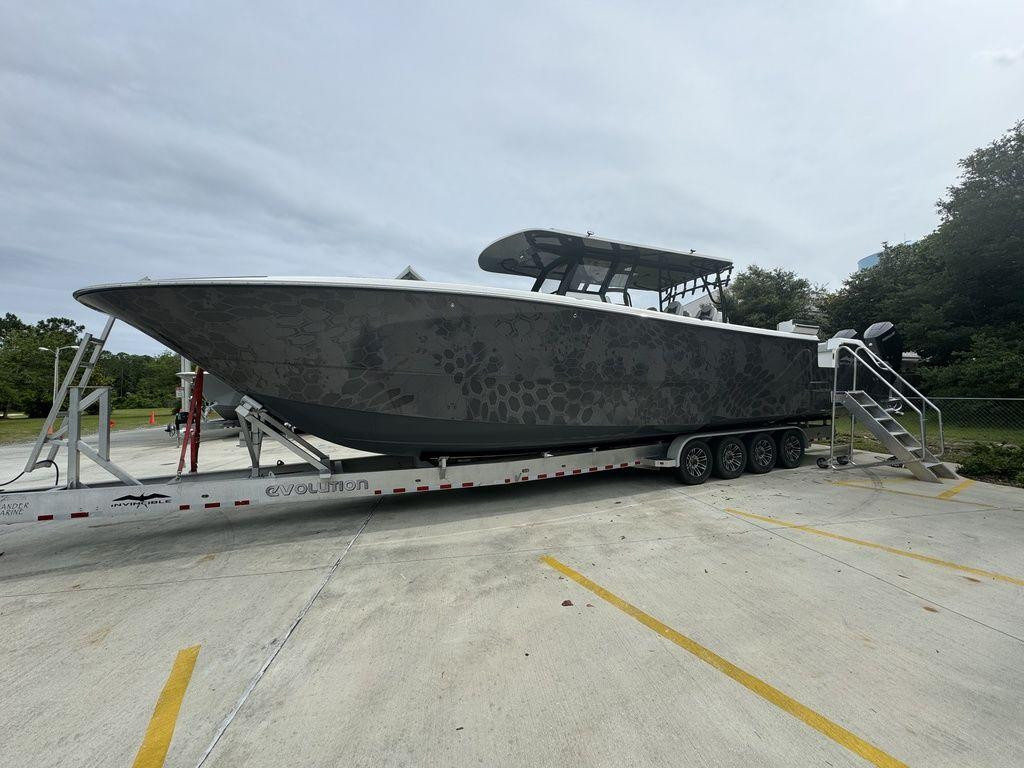 Invincible CATAMARANS