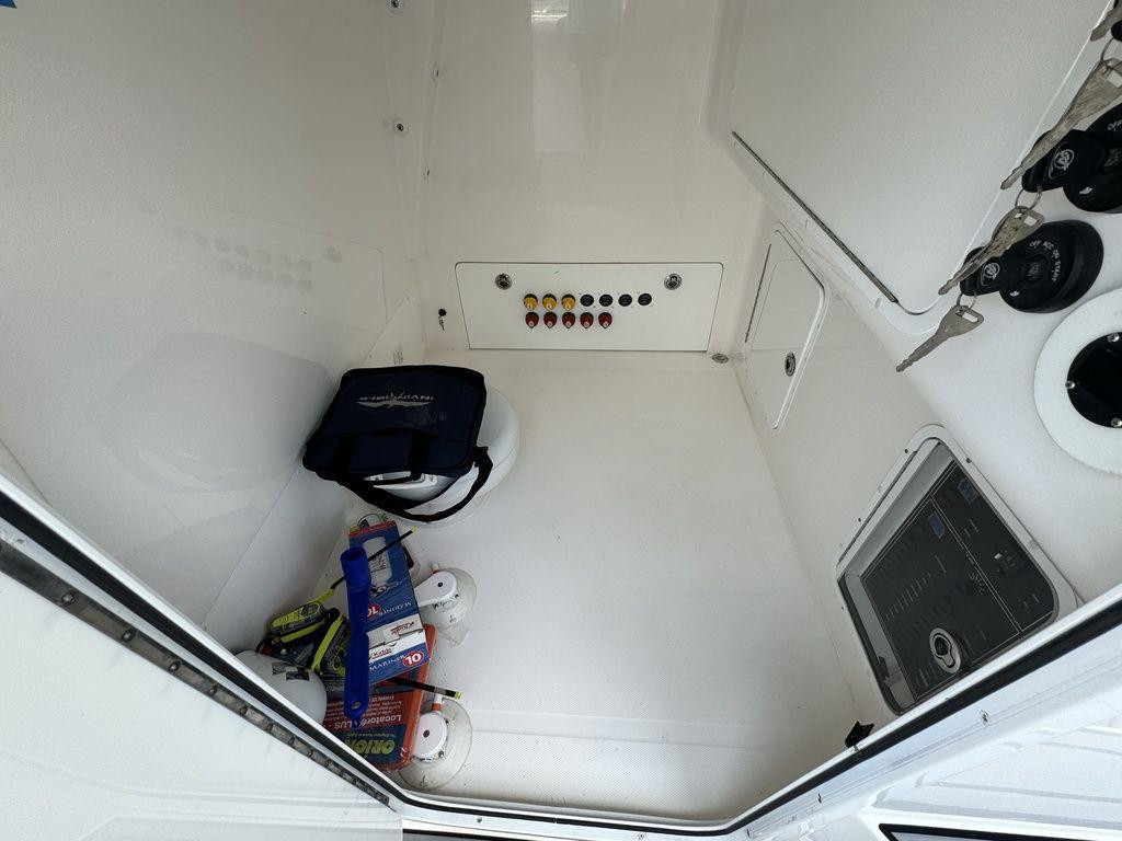 Invincible CATAMARANS