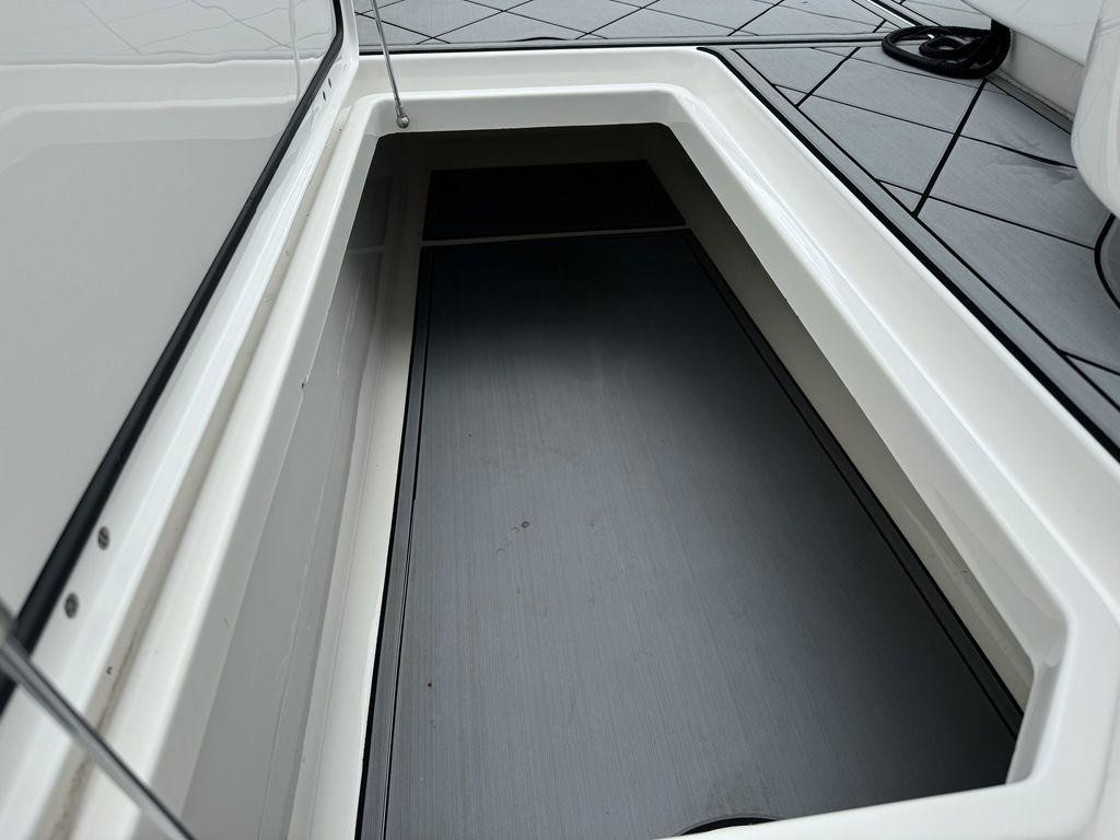 Invincible CATAMARANS