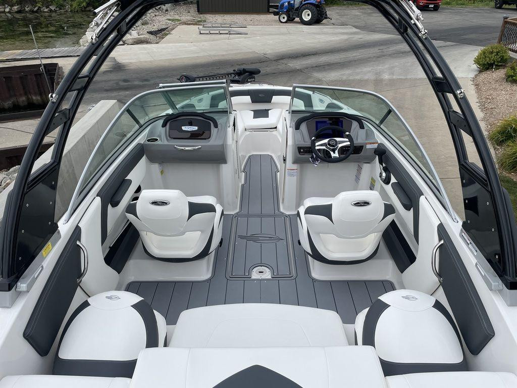 Chaparral 21 SSi Ski   Fish