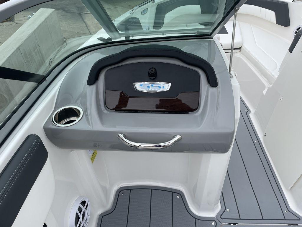 Chaparral 21 SSi Ski   Fish