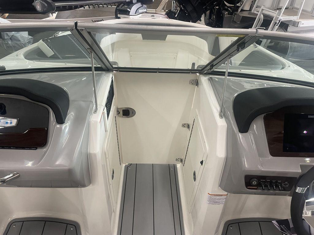 Chaparral 21 SSi Ski   Fish