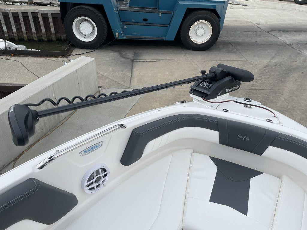 Chaparral 21 SSi Ski   Fish