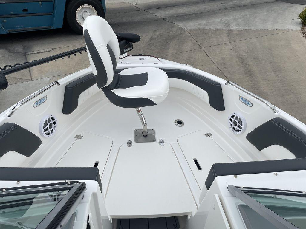 Chaparral 21 SSi Ski   Fish