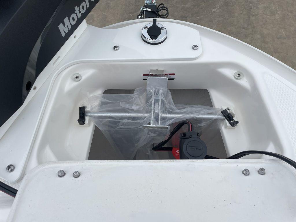 Chaparral 21 SSi Ski   Fish