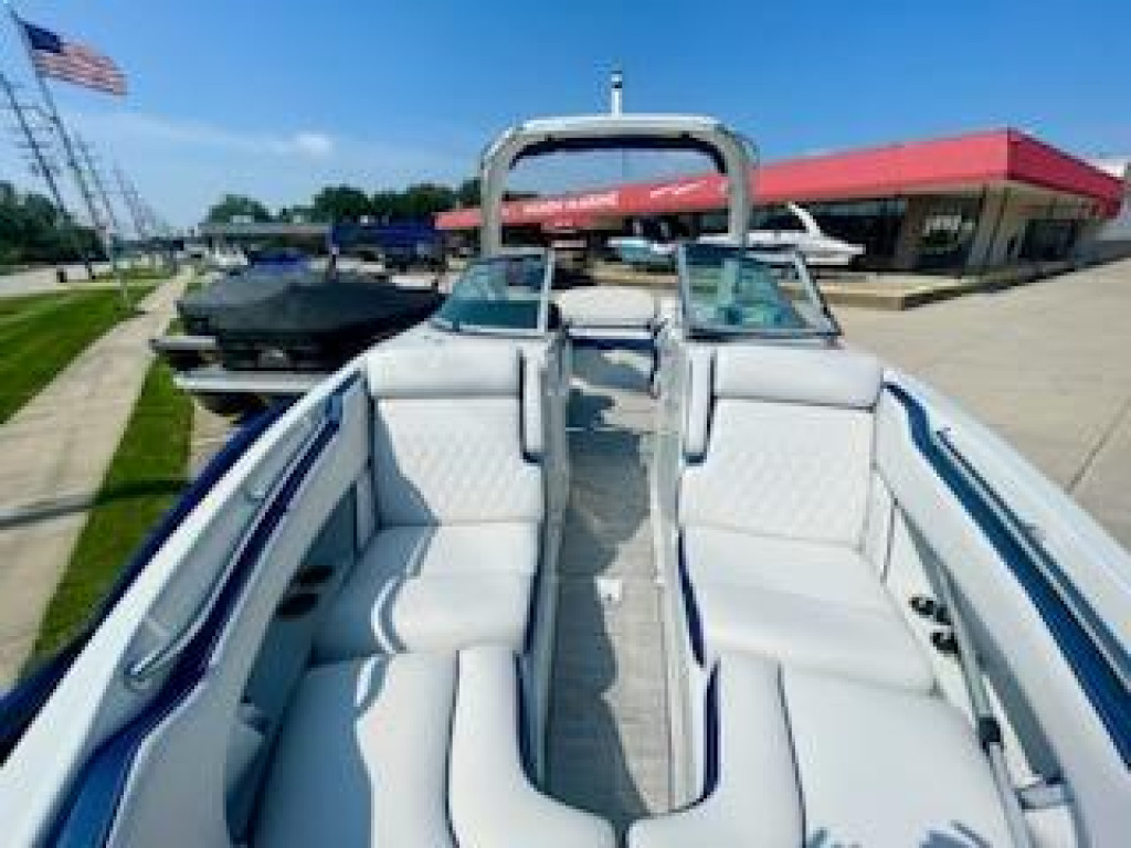 Crownline 260 SS
