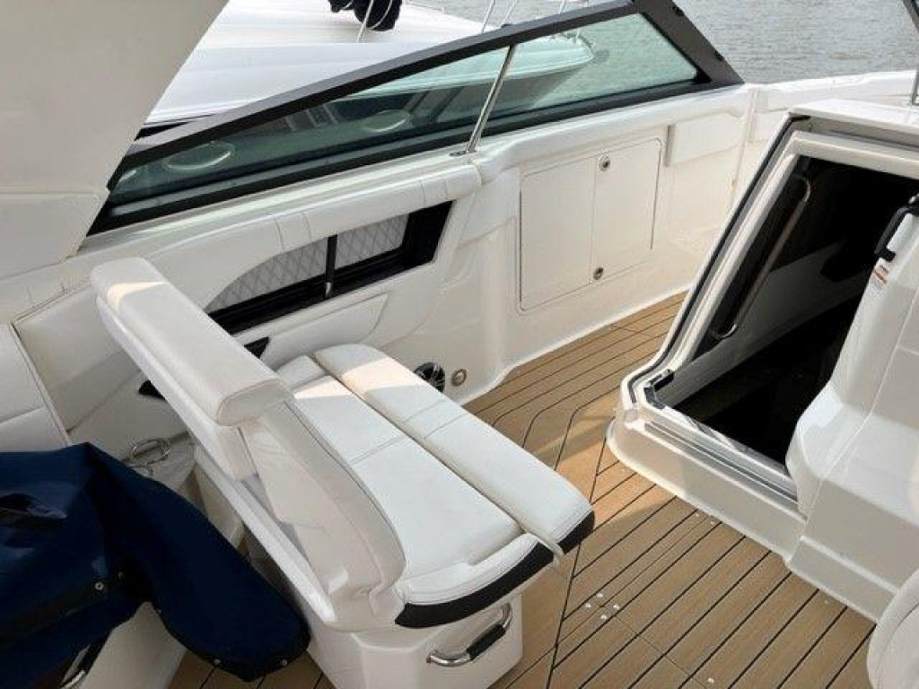 Sea Ray 400 SLX