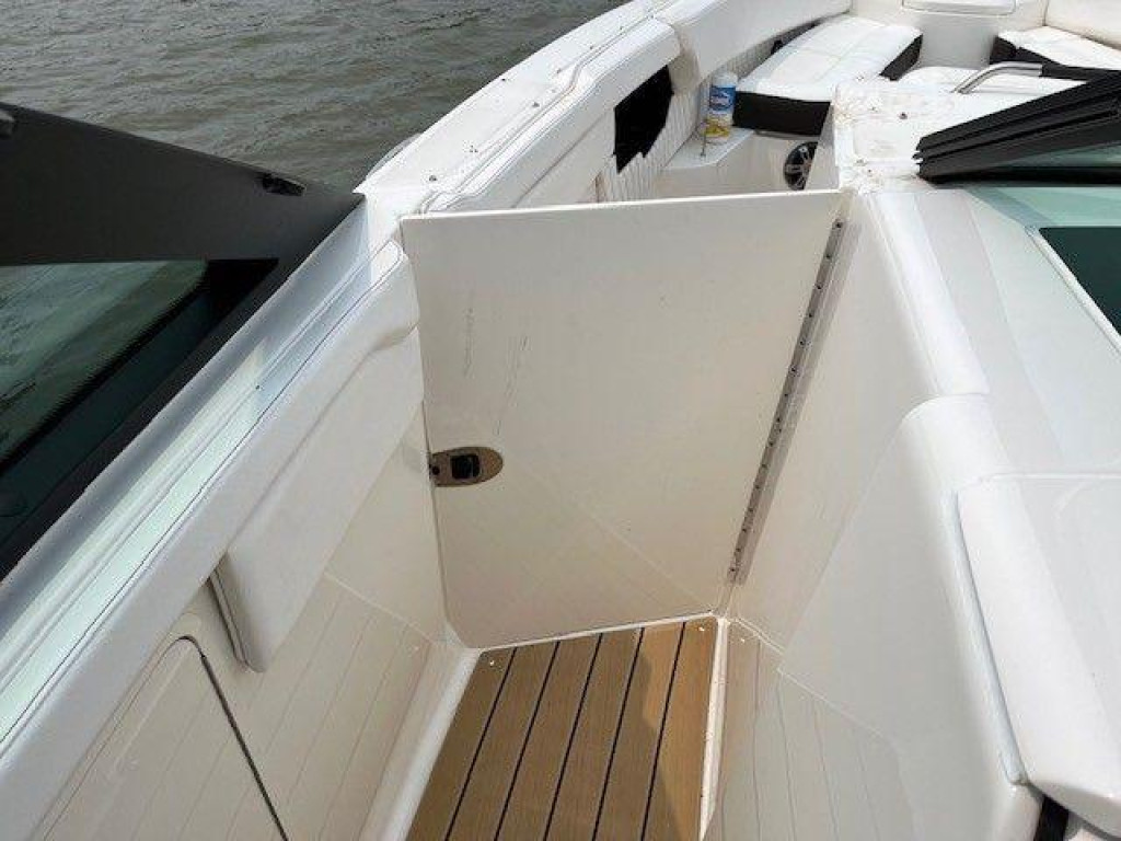 Sea Ray 400 SLX