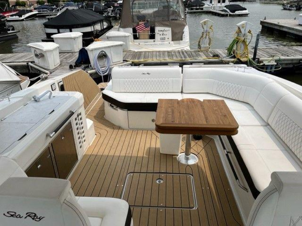 Sea Ray 400 SLX