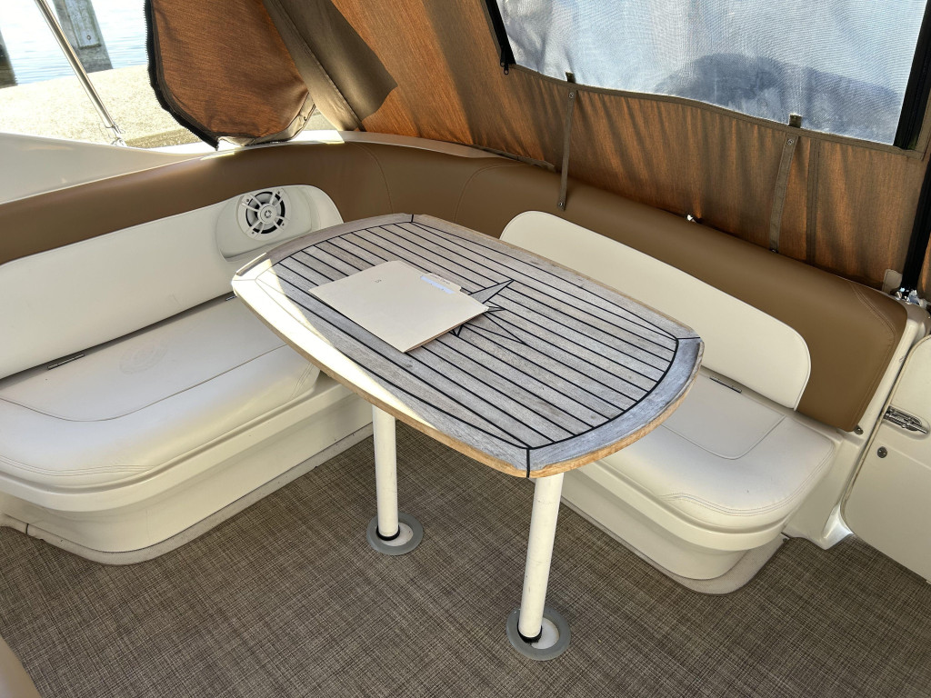 Chris-Craft 320 EXPRESS