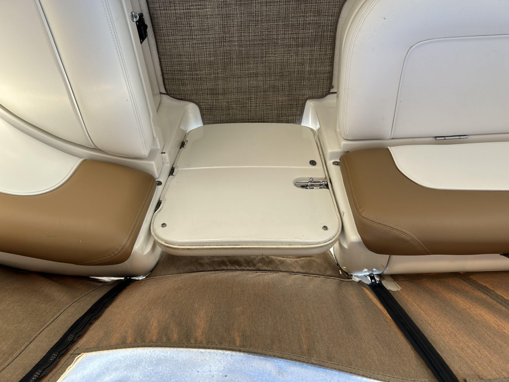 Chris-Craft 320 EXPRESS