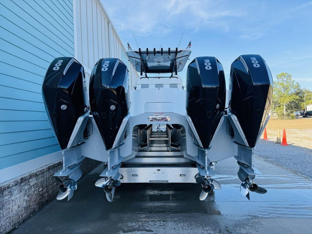 Invincible CATAMARANS