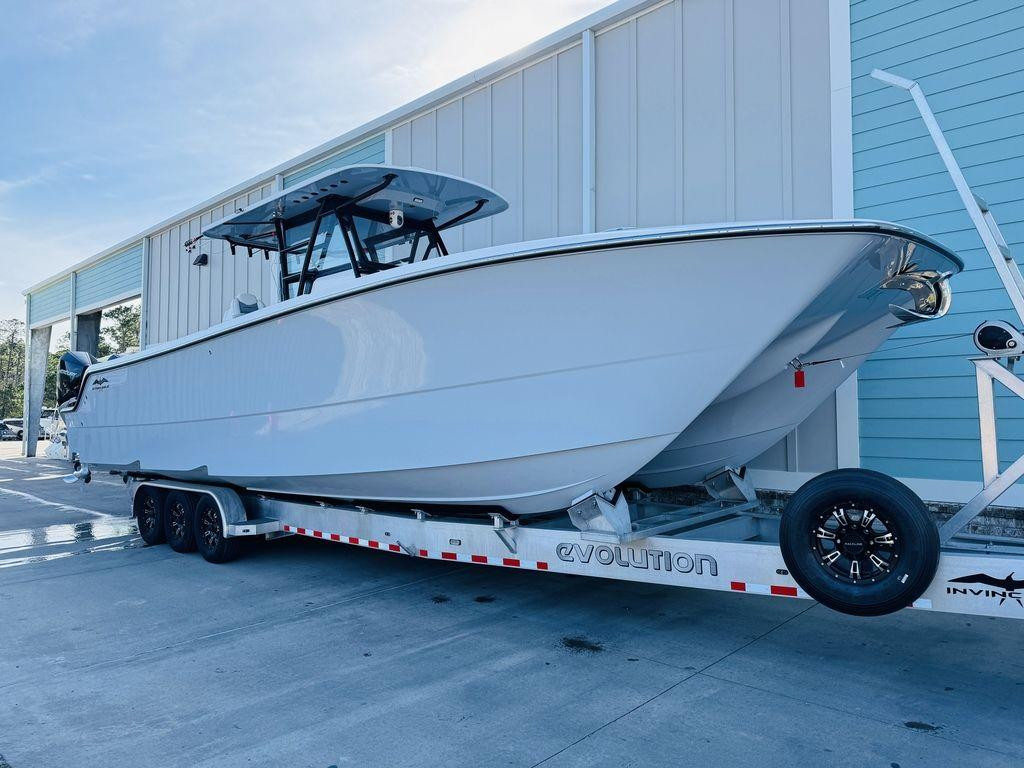 Invincible CATAMARANS