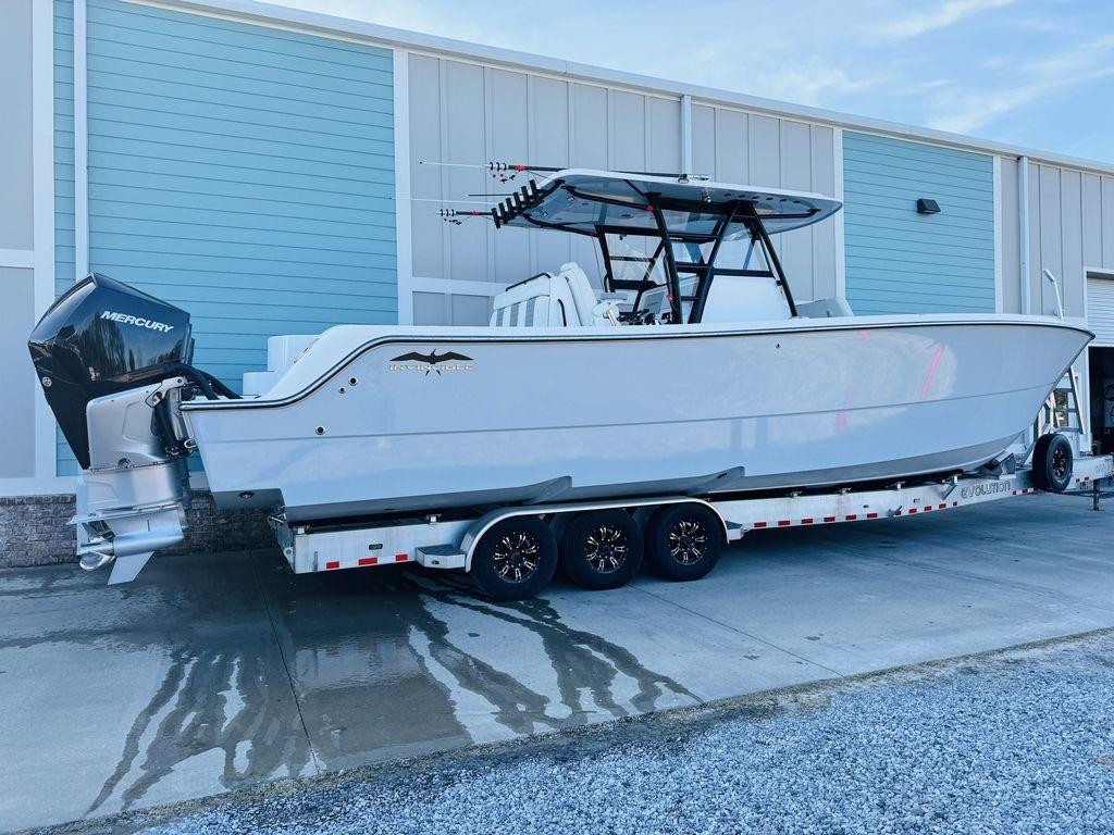 Invincible CATAMARANS