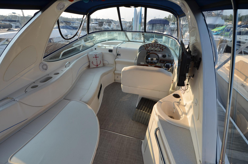 Bayliner 320 Avanti Cruiser