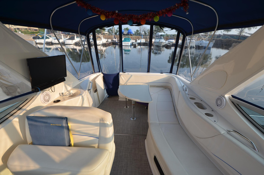 Bayliner 320 Avanti Cruiser
