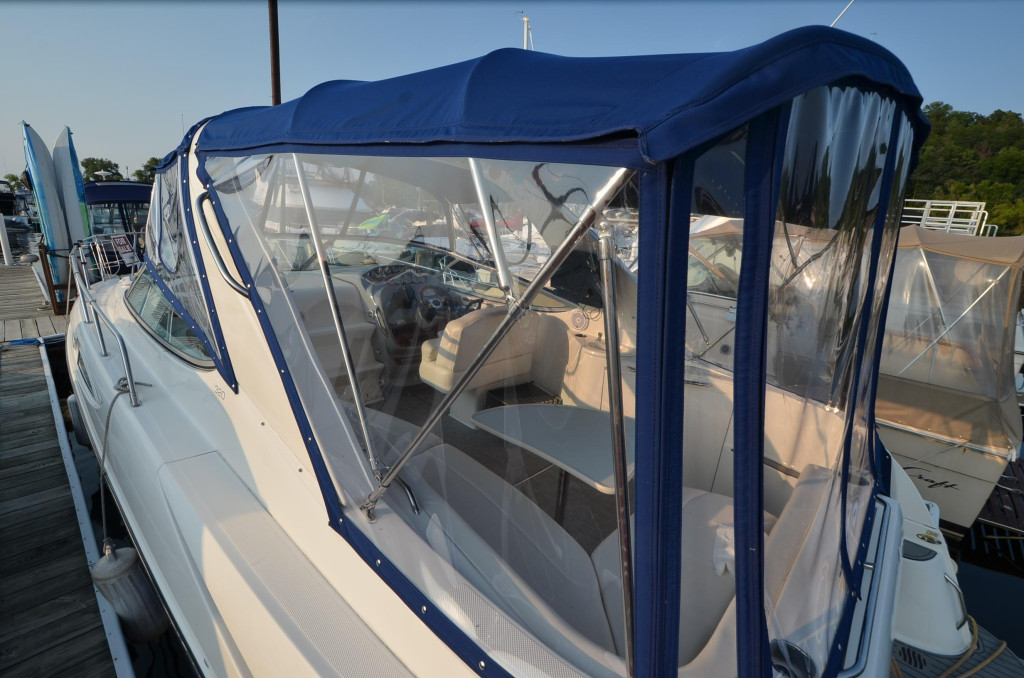 Bayliner 320 Avanti Cruiser