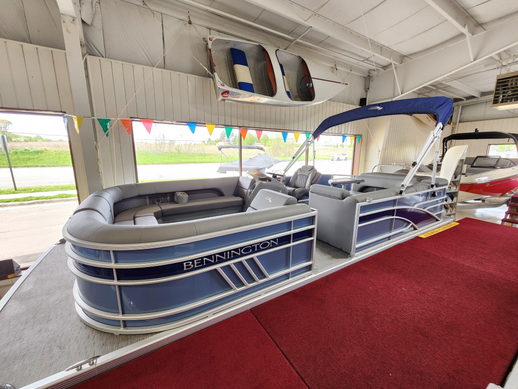 Bennington 21 LL Tri