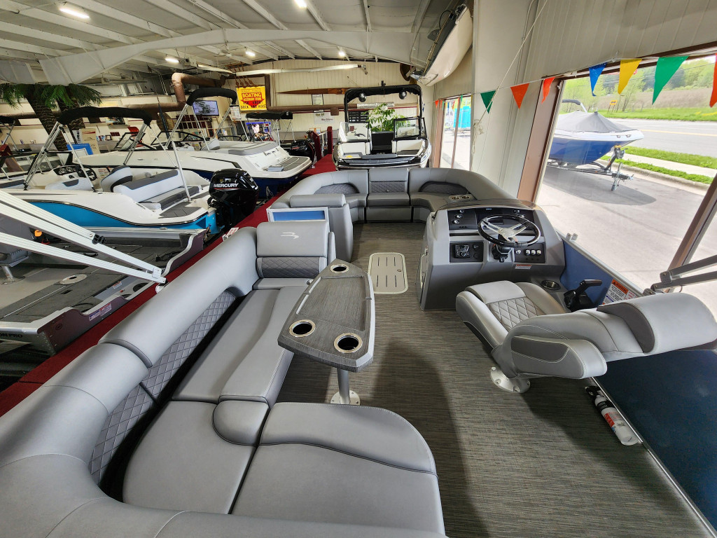 Bennington 21 LL Tri