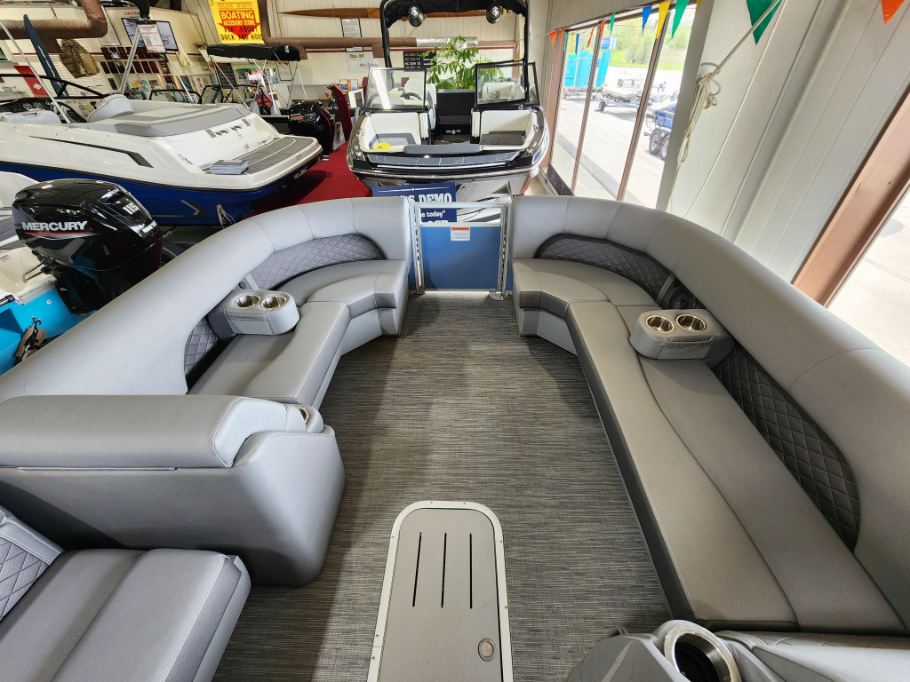 Bennington 21 LL Tri