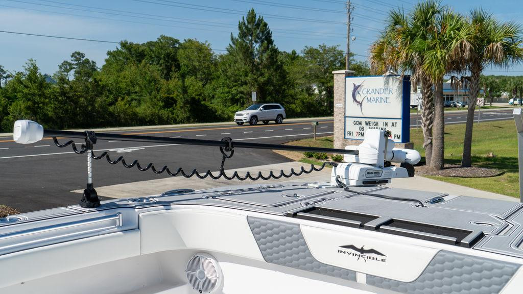 Invincible CATAMARANS