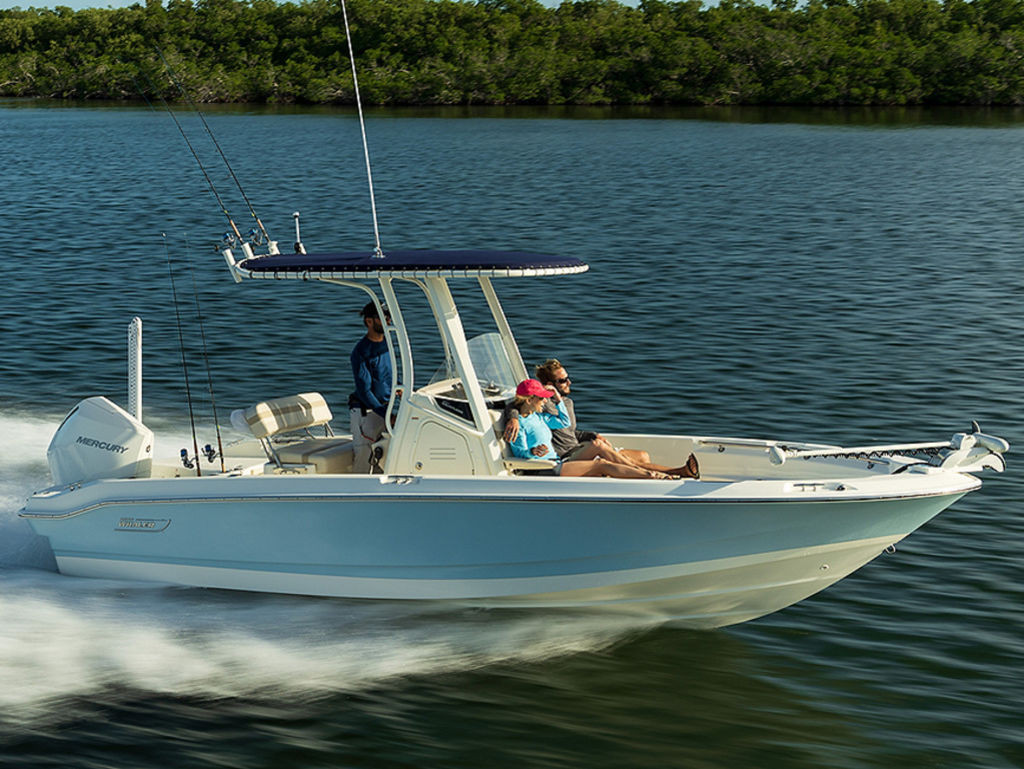 Boston Whaler 220 Dauntless