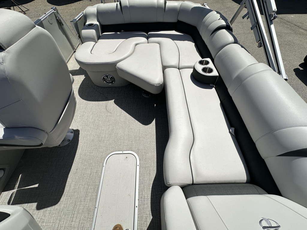 Tahoe 2385 RJ CASCADE