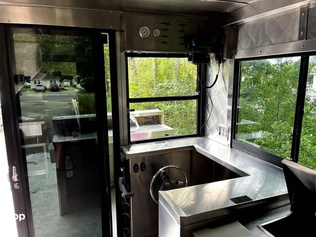 Other 32 Food Service Restaurant