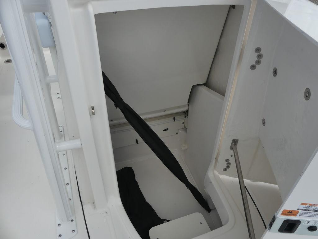 Robalo 246 Cayman SD