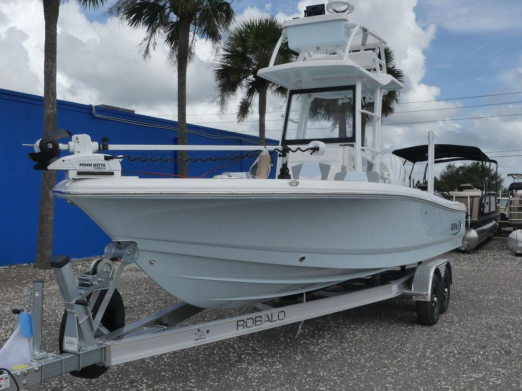 Robalo 246 Cayman SD