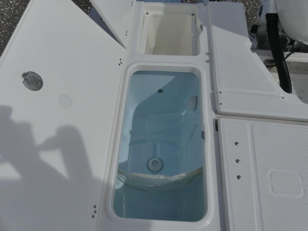 Robalo 246 Cayman SD