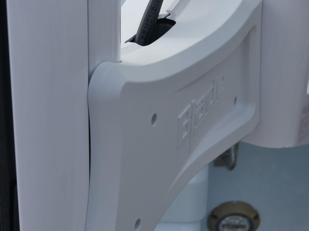 Robalo 246 Cayman SD