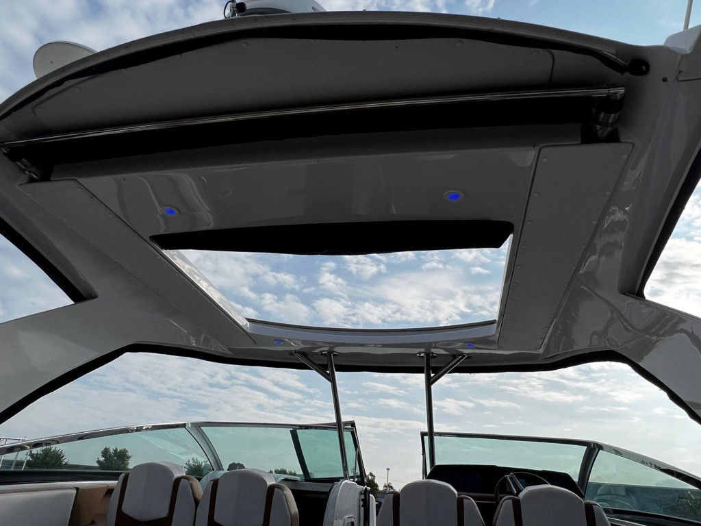 Four Winns 350 HORIZON