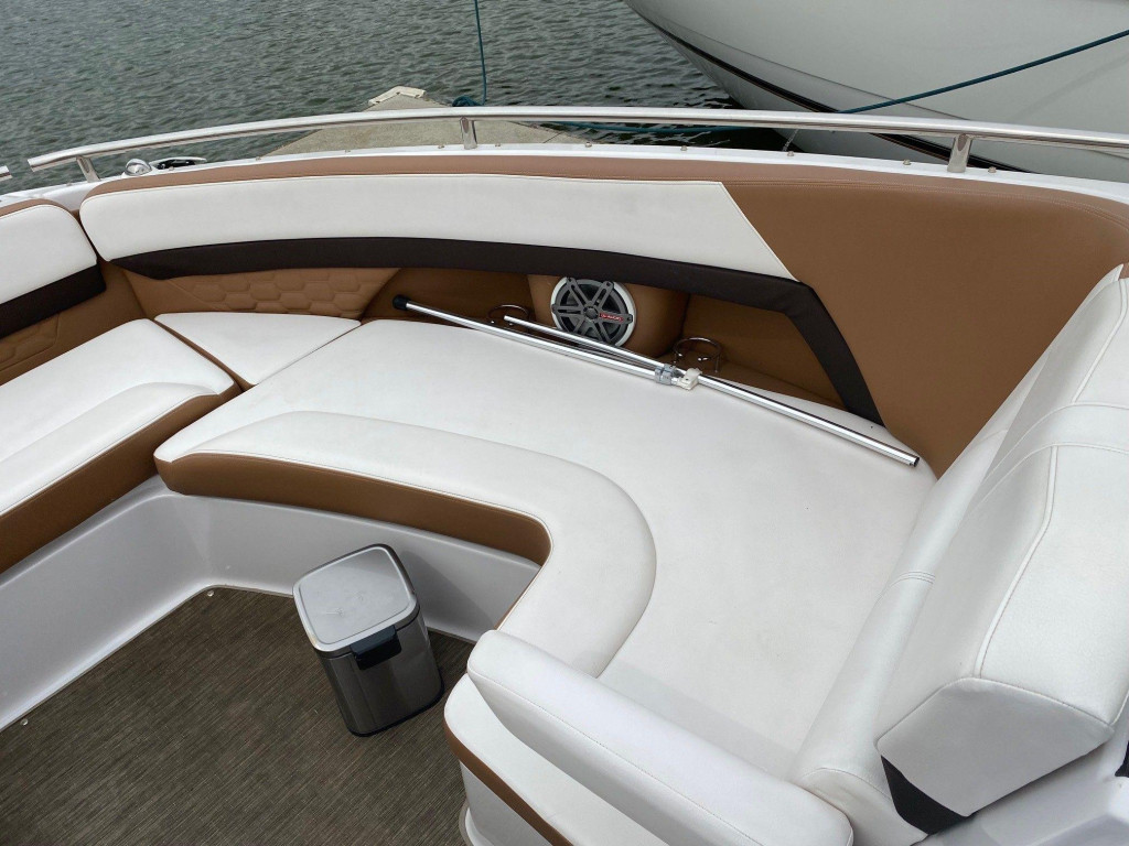 Four Winns 350 HORIZON